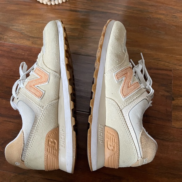 New Balance 574 - Calm Taupe Nimbus Cloud Colorway- Women’s 8 - Picture 4 of 10